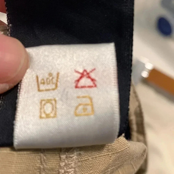 AE shorts Sz 22 - Picture 8 of 8